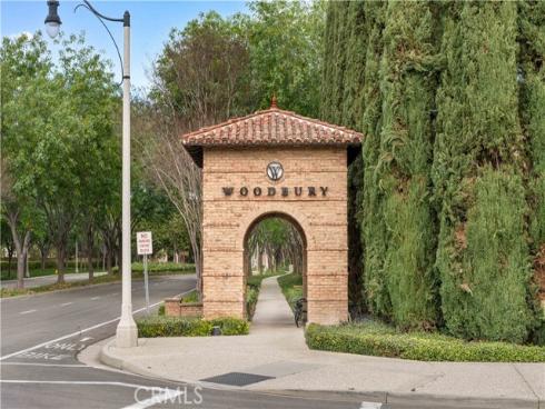 21 Fanpalm , Irvine, CA