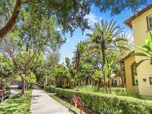 32  Perennial  , Irvine, CA