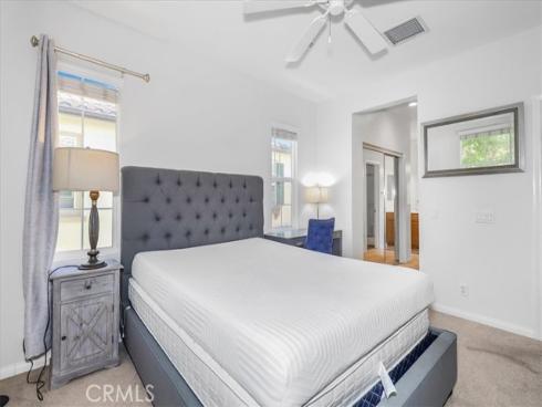 32  Perennial  , Irvine, CA