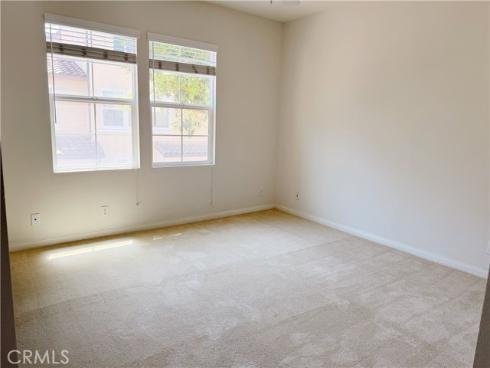 32  Perennial  , Irvine, CA