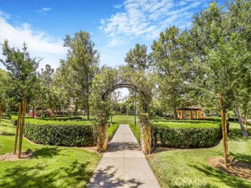 32  Perennial  , Irvine, CA