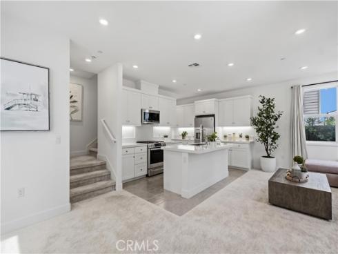 208 Yerba , Irvine, CA