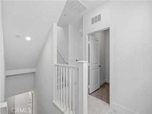 208 Yerba , Irvine, CA