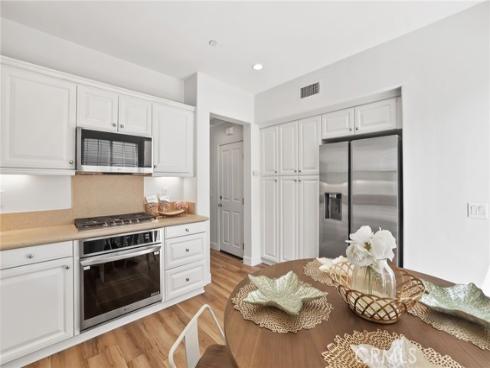 46 Arborside , Irvine, CA