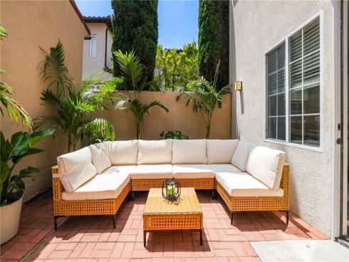 46 Arborside , Irvine, CA