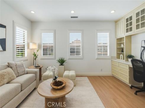 108  Henderson  , Irvine, CA