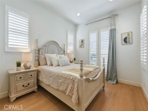 108  Henderson  , Irvine, CA