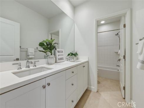 108  Henderson  , Irvine, CA