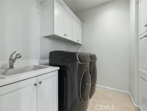 108  Henderson  , Irvine, CA