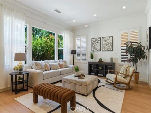 108  Henderson  , Irvine, CA