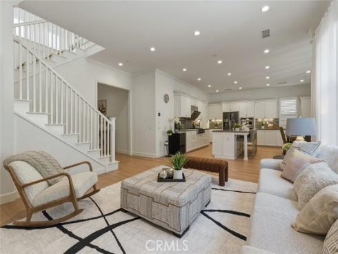 108  Henderson  , Irvine, CA