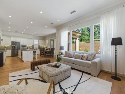 108  Henderson  , Irvine, CA
