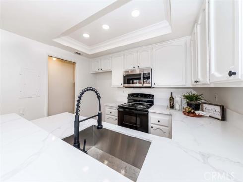 2301  Apricot  , Irvine, CA