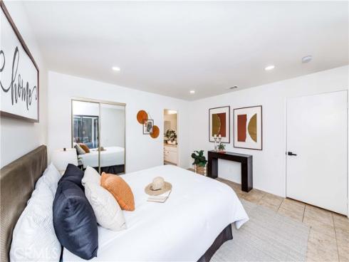 2301  Apricot  , Irvine, CA