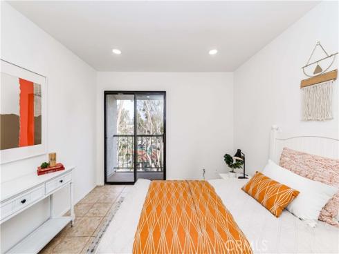 2301  Apricot  , Irvine, CA