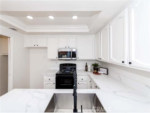 2301  Apricot  , Irvine, CA