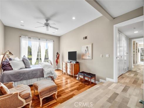 11 Las Brisas 6 , Irvine, CA