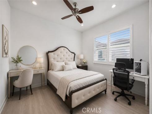 156 Follyhatch , Irvine, CA