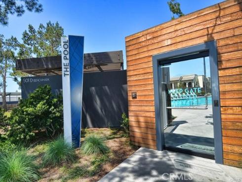 156 Follyhatch , Irvine, CA