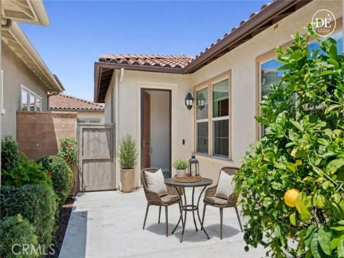 152  Burgess  , Irvine, CA