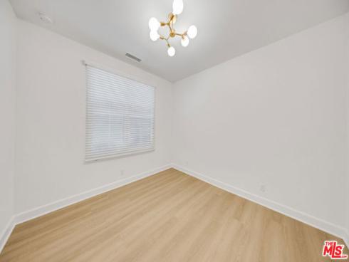 116 Mistletoe , Irvine, CA