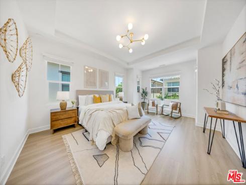 116 Mistletoe , Irvine, CA