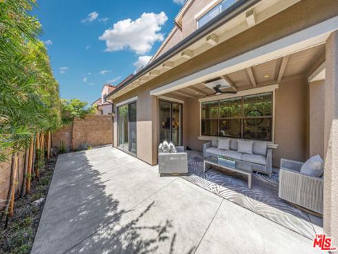116 Mistletoe , Irvine, CA