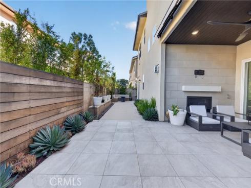 64 Chasma, Irvine, Ca , Irvine, CA
