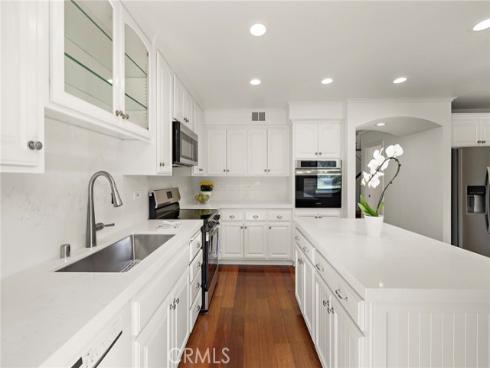 5 Morningside , Irvine, CA