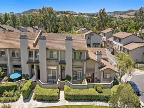 5 Morningside , Irvine, CA