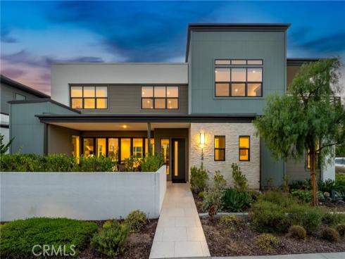 124 Chant , Irvine, CA