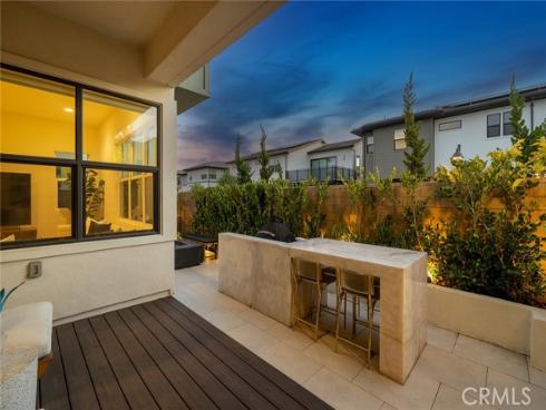 124 Chant , Irvine, CA