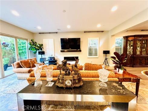 55 Fenway , Irvine, CA