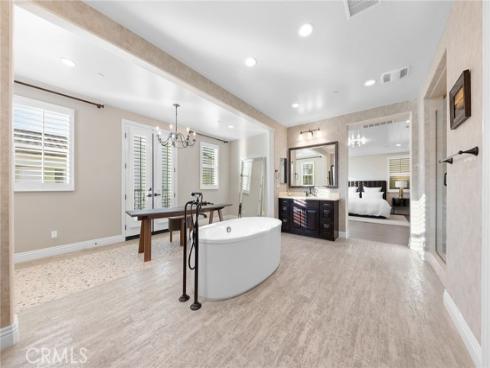 55 Fenway , Irvine, CA
