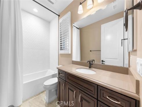 55 Fenway , Irvine, CA