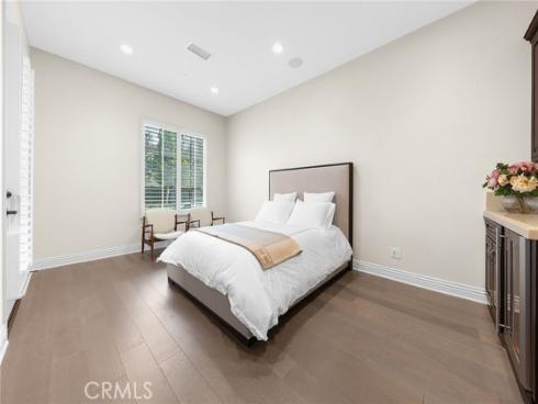 55 Fenway , Irvine, CA