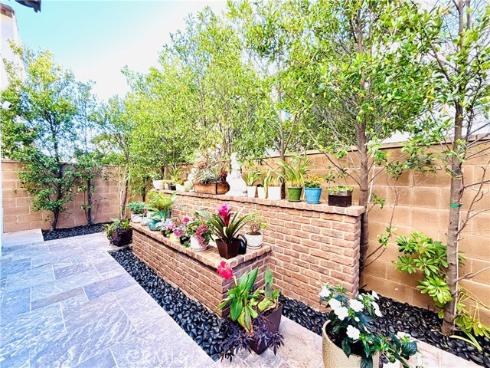 55 Fenway , Irvine, CA