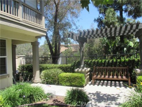 65 Figtree , Irvine, CA