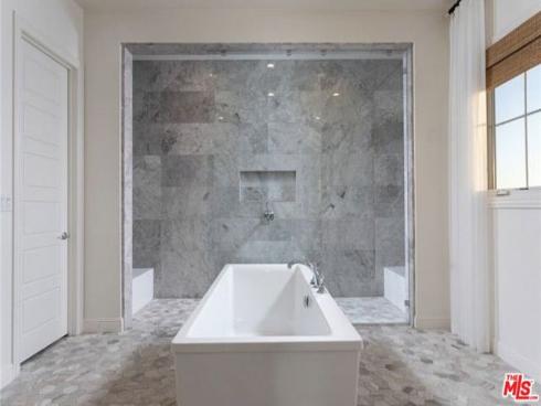 119  Lanzon  , Irvine, CA