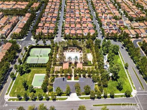 240 Mayfair , Irvine, CA