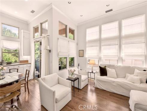 240 Mayfair , Irvine, CA