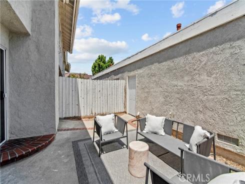 13  Sunflower  , Irvine, CA