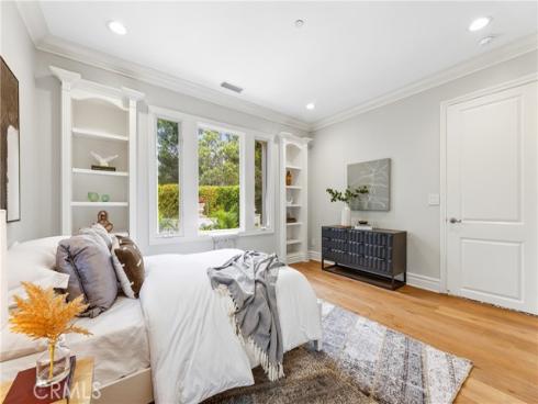22  Crest Terrace  , Irvine, CA