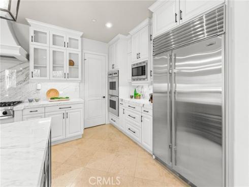 28  Blue Summit  , Irvine, CA