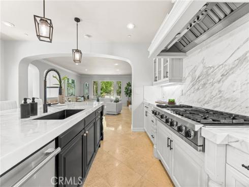 28  Blue Summit  , Irvine, CA