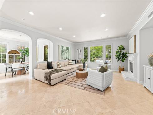 28  Blue Summit  , Irvine, CA