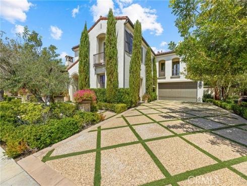 28  Blue Summit  , Irvine, CA