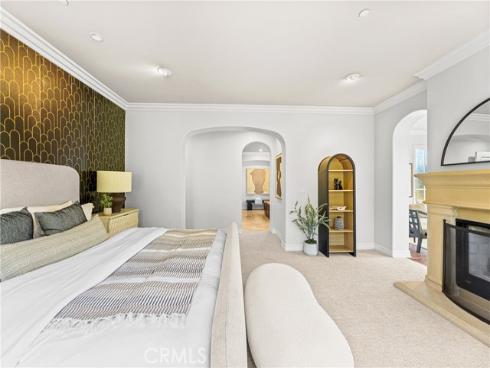 28  Blue Summit  , Irvine, CA