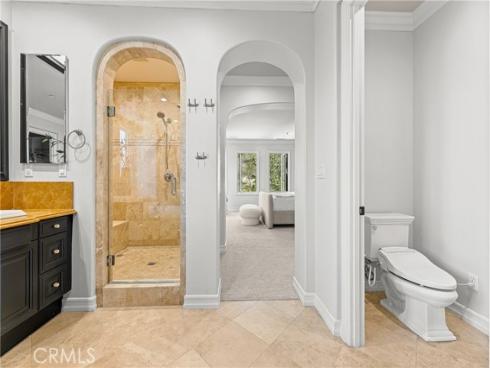 28  Blue Summit  , Irvine, CA