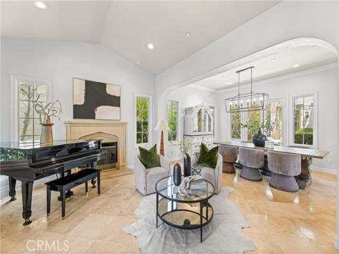 28  Blue Summit  , Irvine, CA